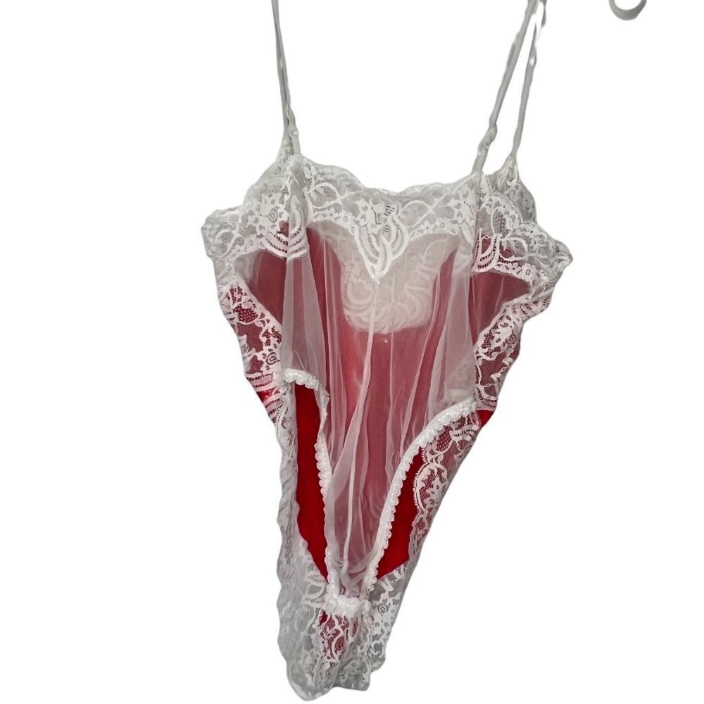 Vintage Delicates Negligee - Picture 5 of 7